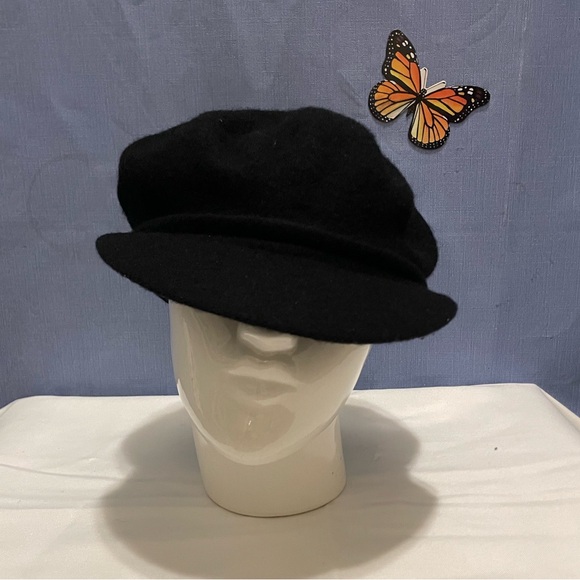 Wool News Boy Beret Hat - Picture 3 of 5